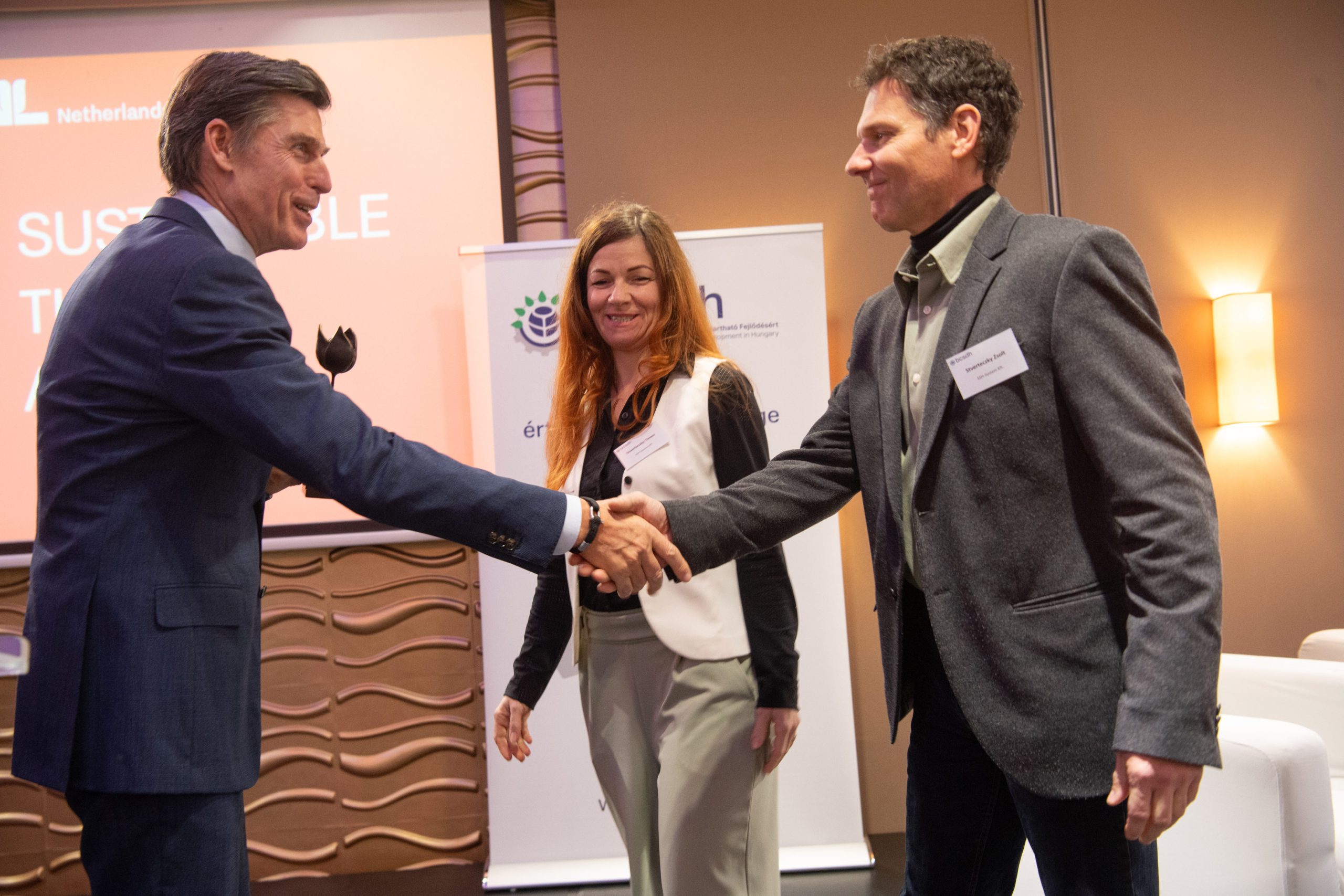 Nagy Z.Laszlo nagyzl@nagyzl.hu