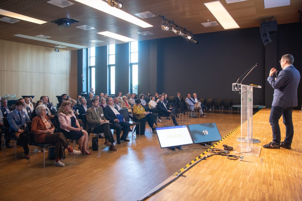 Nagy Z.Laszlo nagyzl@nagyzl.hu