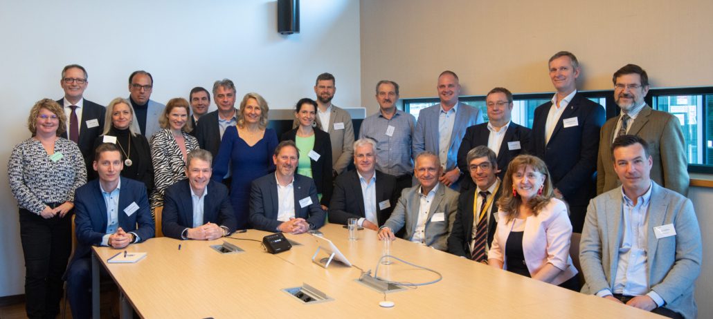 Nagy Z.Laszlo nagyzl@nagyzl.hu